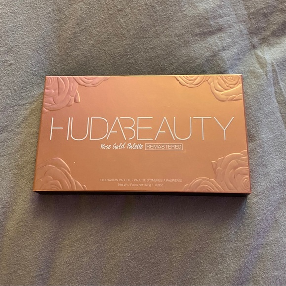 Huda Beauty Rose Gold Palette Remastered - Picture 3 of 4